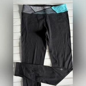 IVIVVA by LULULEMON girls size 14 leggings
